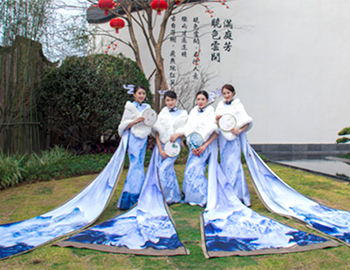 【pa旗舰·央玺】400年国韵传承，，，，，，，，一展盛世风华