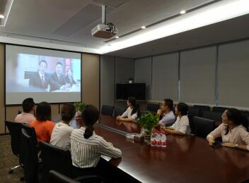 维护司法权威，，，，，，，弘扬公正正义——漳州支部组织寓目犯法普法片《特殊追踪》