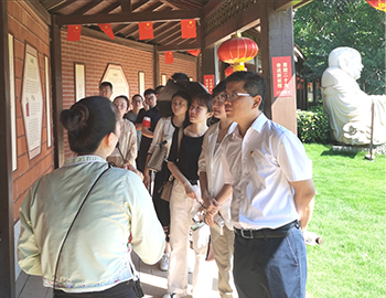 弘扬古板家规家训，，，，，，传承“向上向善向廉”精神